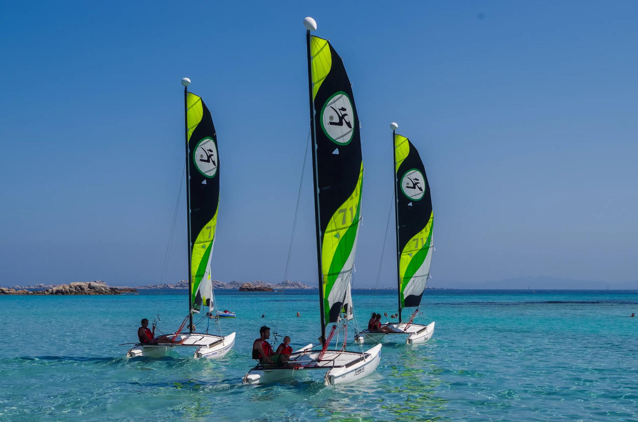 Planche à voile en groupe à Bonifacio