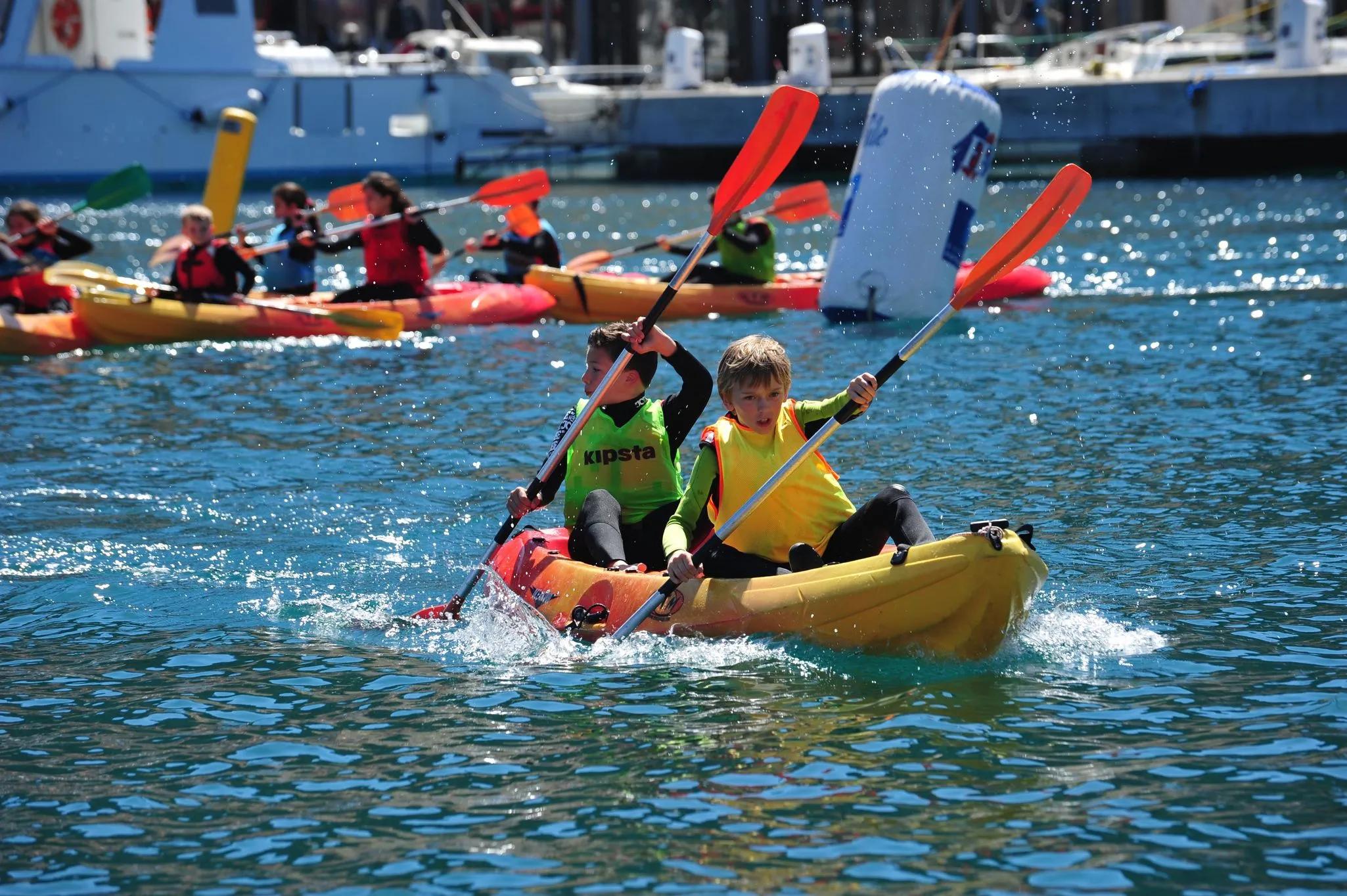 Cours de kayak pour tous à Bonifacio